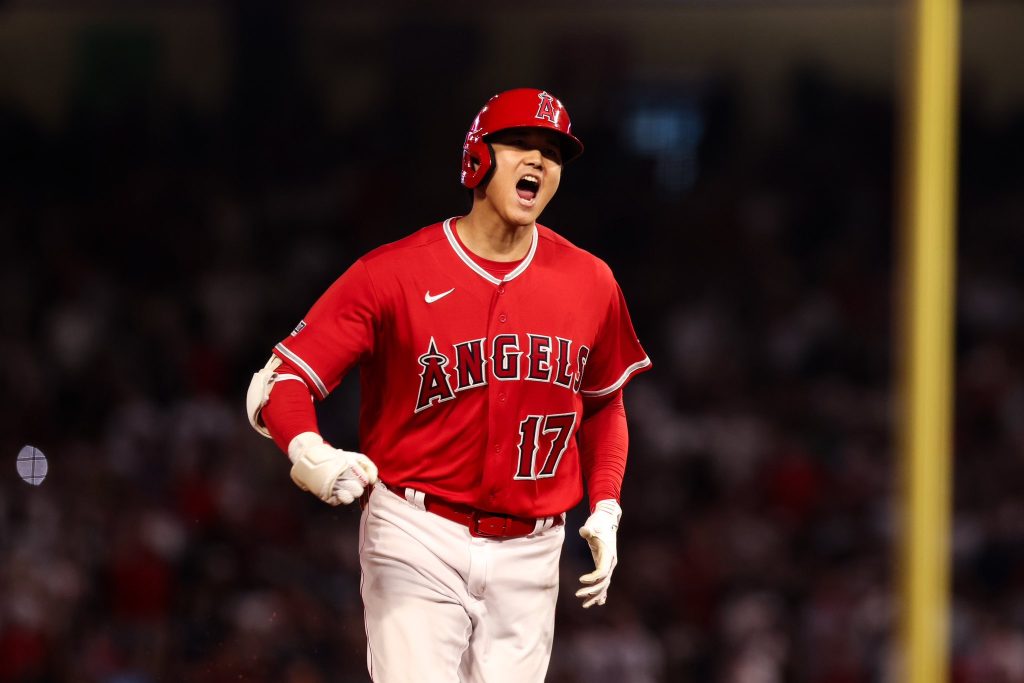 Angels edge out Yankees 4-3 with Ohtani’s 35th homer