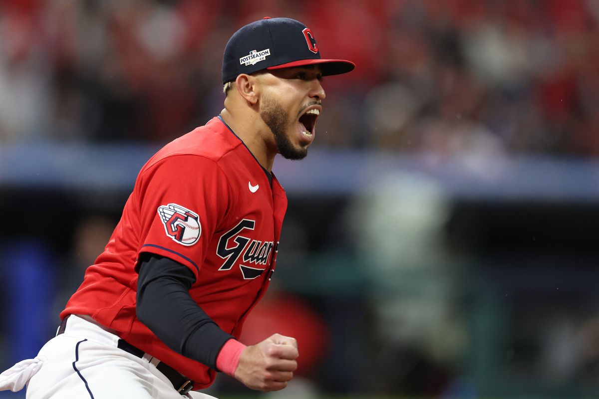 Guardians defeat White Sox 6-3 with Naylor’s three runs
