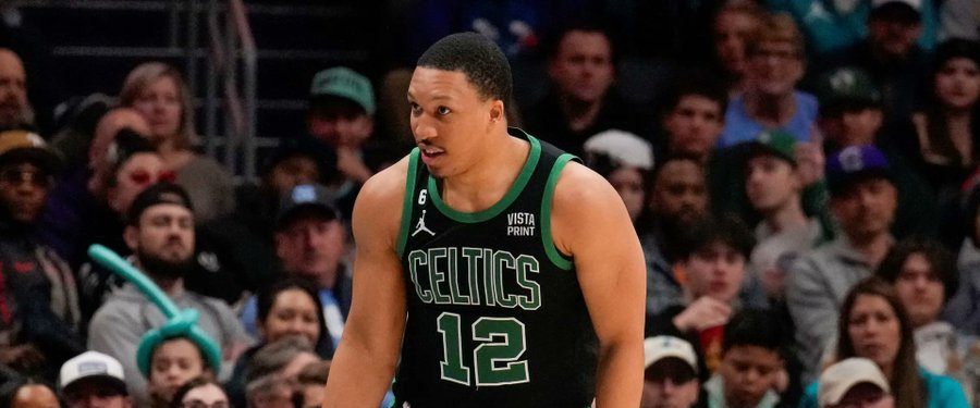 Grant Williams joins Dallas in sign-and-trade