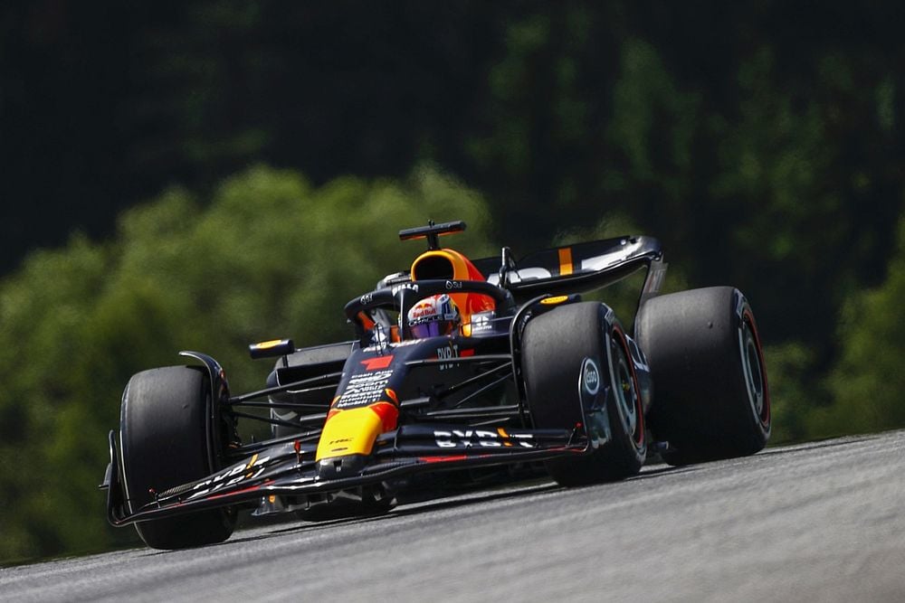 Verstappen starts first in the Austrian Sprint winning the shootout