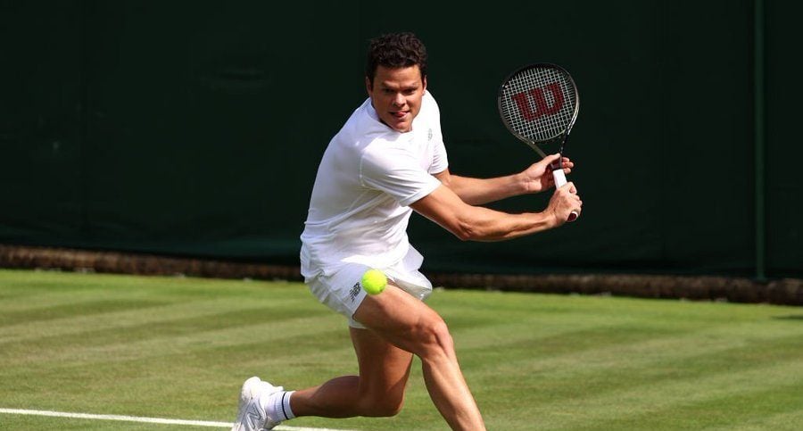 Raonic defeats Novak in the 1st round at Wimbledon 17