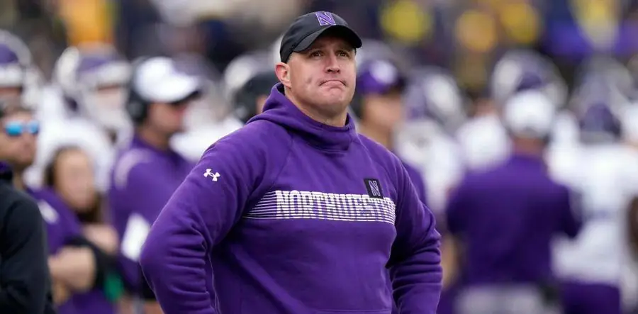Northwestern dismiss Fitzgerald because of hazing 15