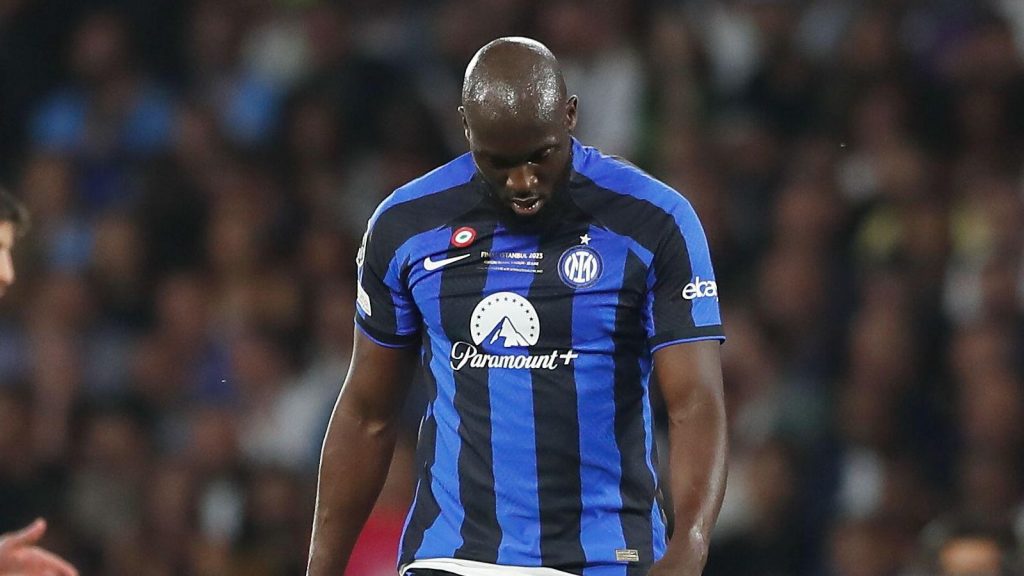 Lukaku tries to make up for Inter breakdown with a promise