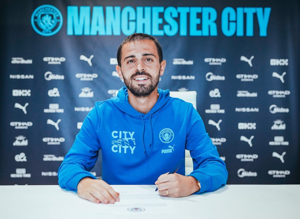 Bernando Silva signs new contract with Man City until 2026