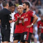 Bruno Fernandes furious at referee for not giving United a penalty