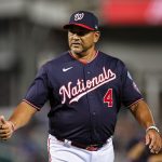 Dave Martinez inks 2-year extension with Nationals