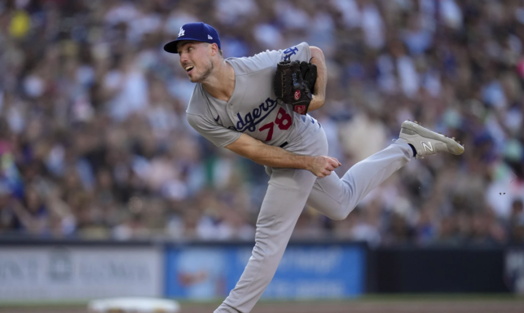 Padres win 8-3 vs Dodgers with Machado home run and a 2-run single