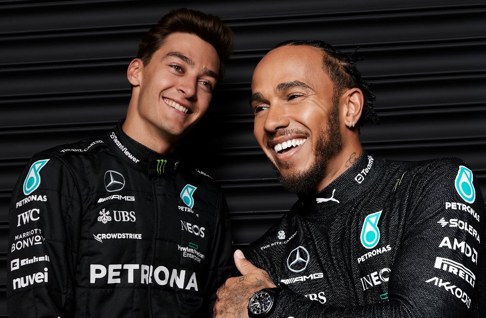 Official: Mercedes extends Hamilton and Russell through 2025