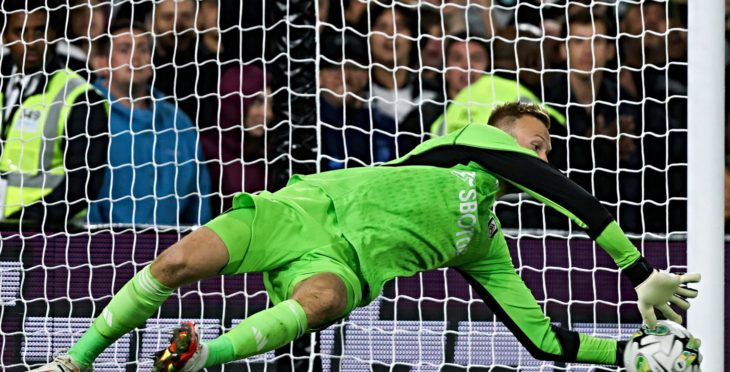 Spurs crash out of Carabao Cup in round 2 after penalties