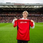 Manchester United complete signing of striker Hojlund
