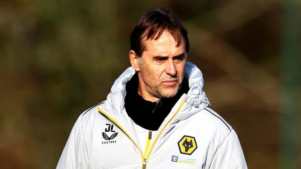 Wolverhampton releases manager Lopetegui 2 days before season opener