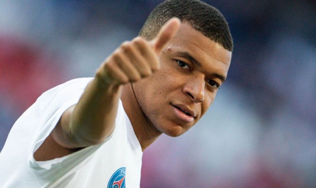 Real Madrid continue to refuse sending offer for Mbappe 10