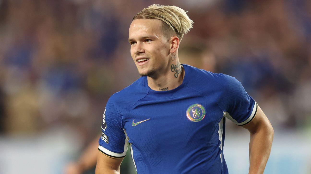 Mudryk makes Pochettino’s life worse with an injury