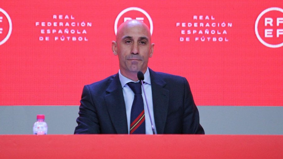 Spain’s deputy prime minister wants Rubiales to resign for kiss