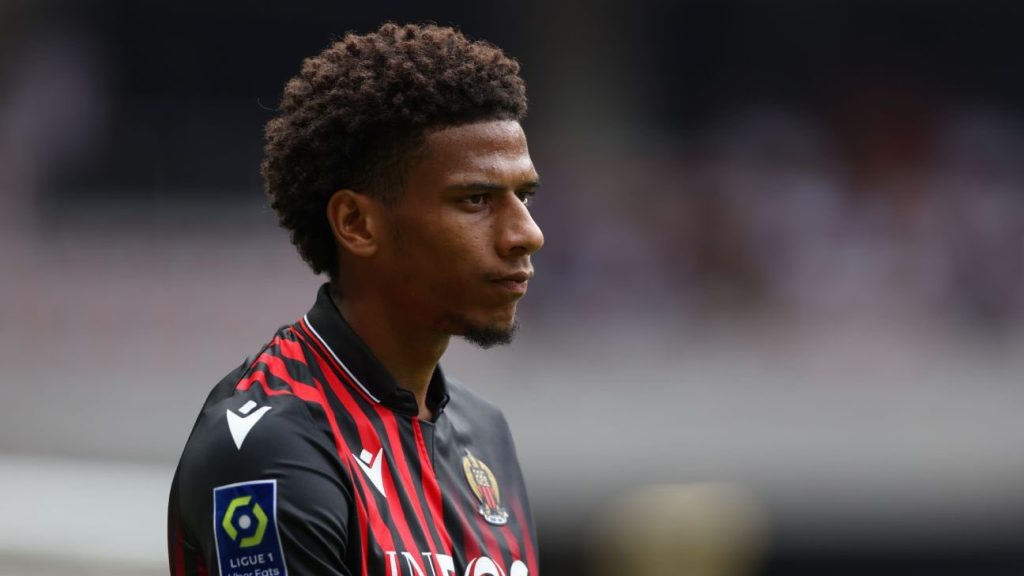 Man United closing in on signing defender Todibo from Nice