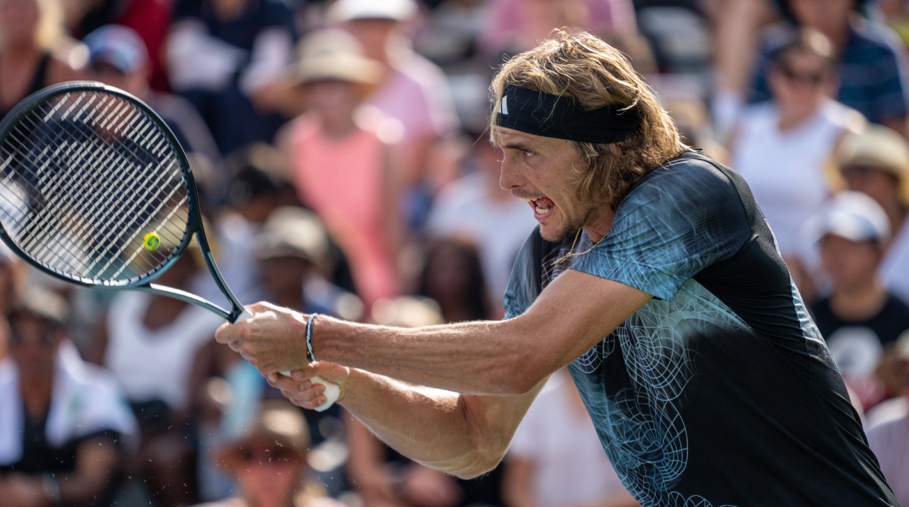 Zverev breeze past Dimitrov in windy Cincinnati