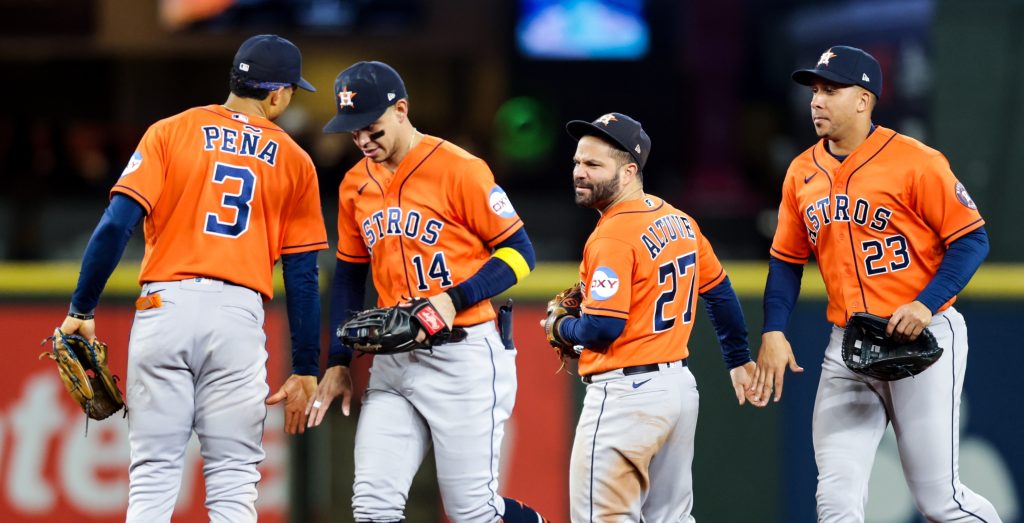 Astros breeze past Mariners 8-3 to cement wild card lead