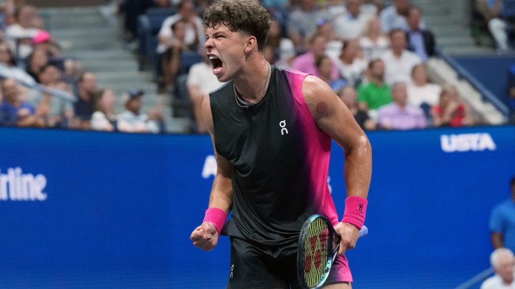 Ben Shelton beats Tiafoe to square up Djokovic clash at US Open 7