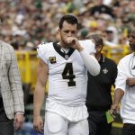 Derek Carr to be checked for shoulder injury after loss to Packers