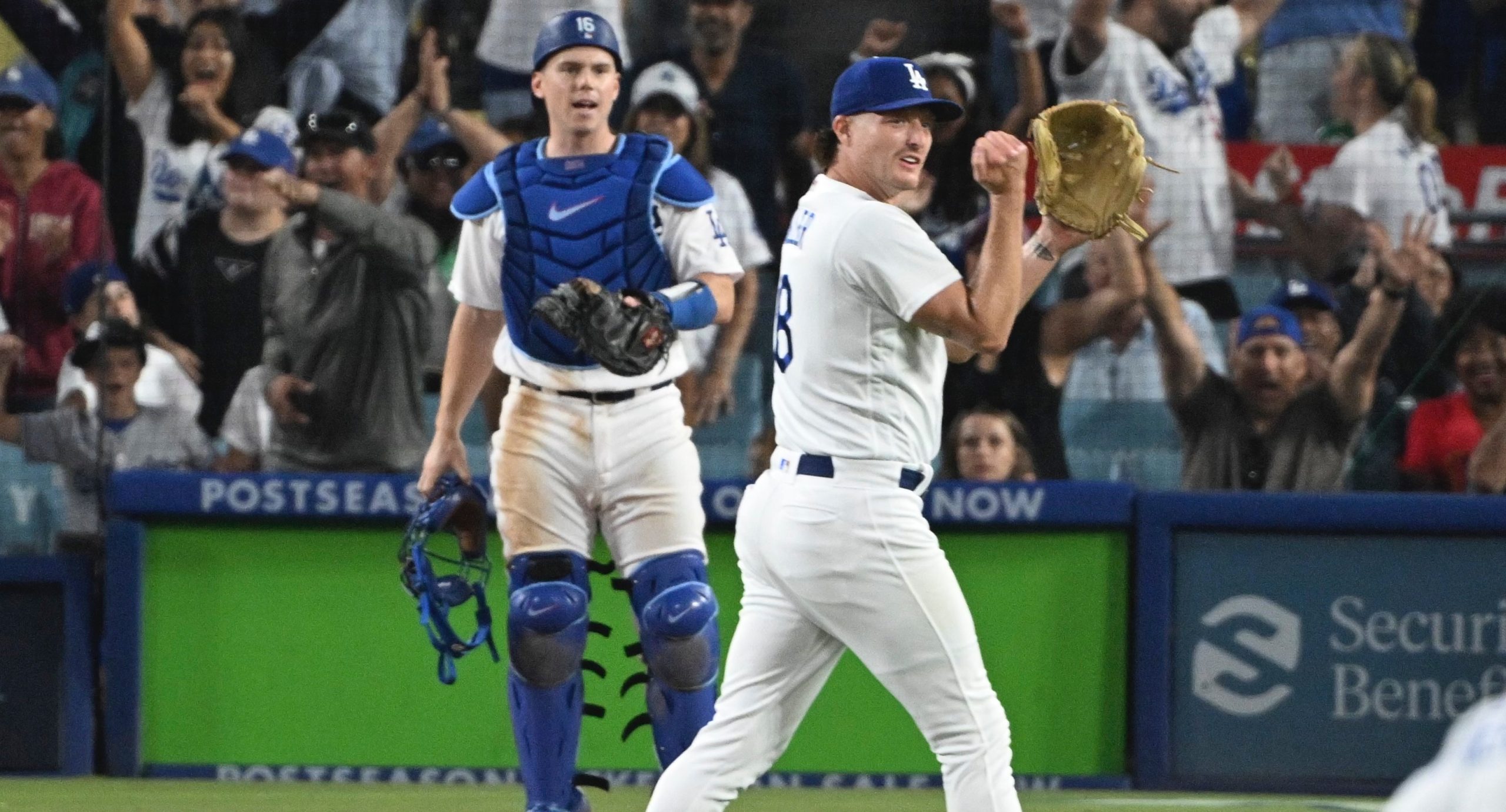 Dodgers beat Giants on Chris Taylor's 10th-inning single – Orange County  Register