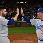 Dodgers defeat Mariners 6-3 to edge closer to NL West title