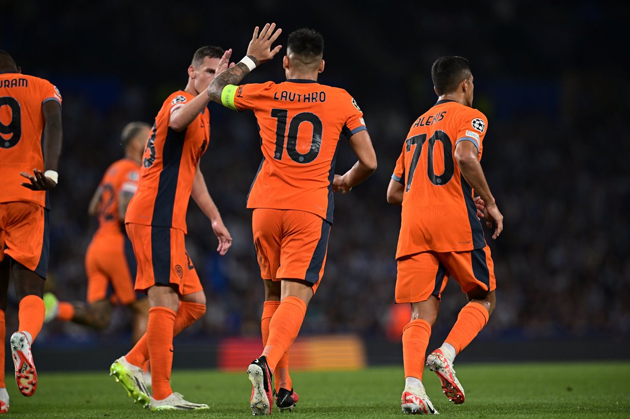 Inter fights hard to grab one point against Sociedad