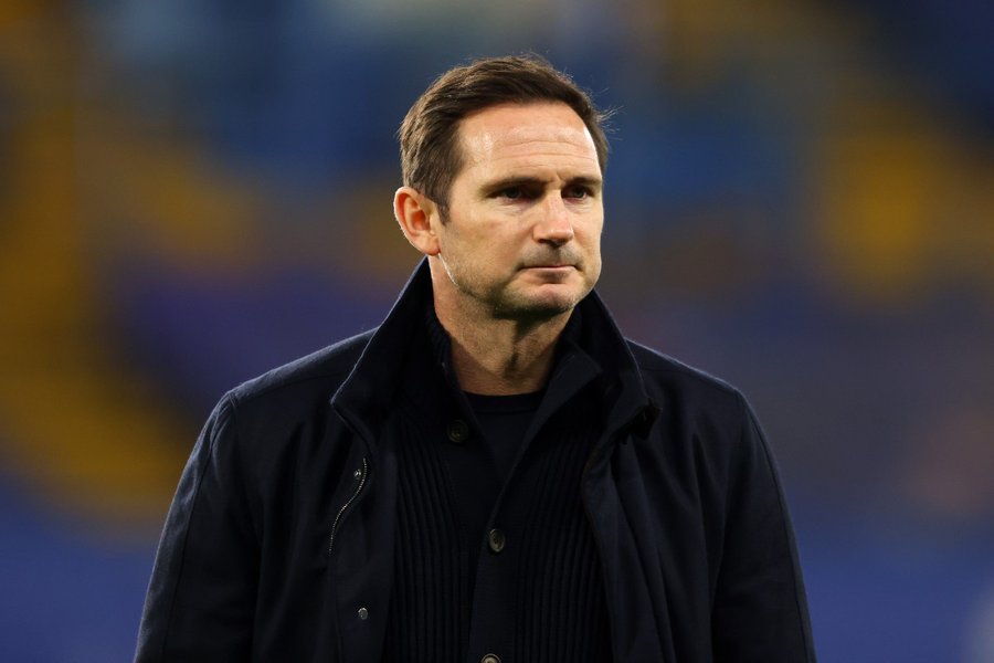 Lyon want Lampard to replace Blanc 14