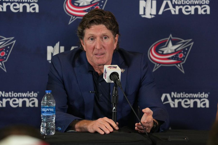 Babcock resigns as Blue Jackets manager