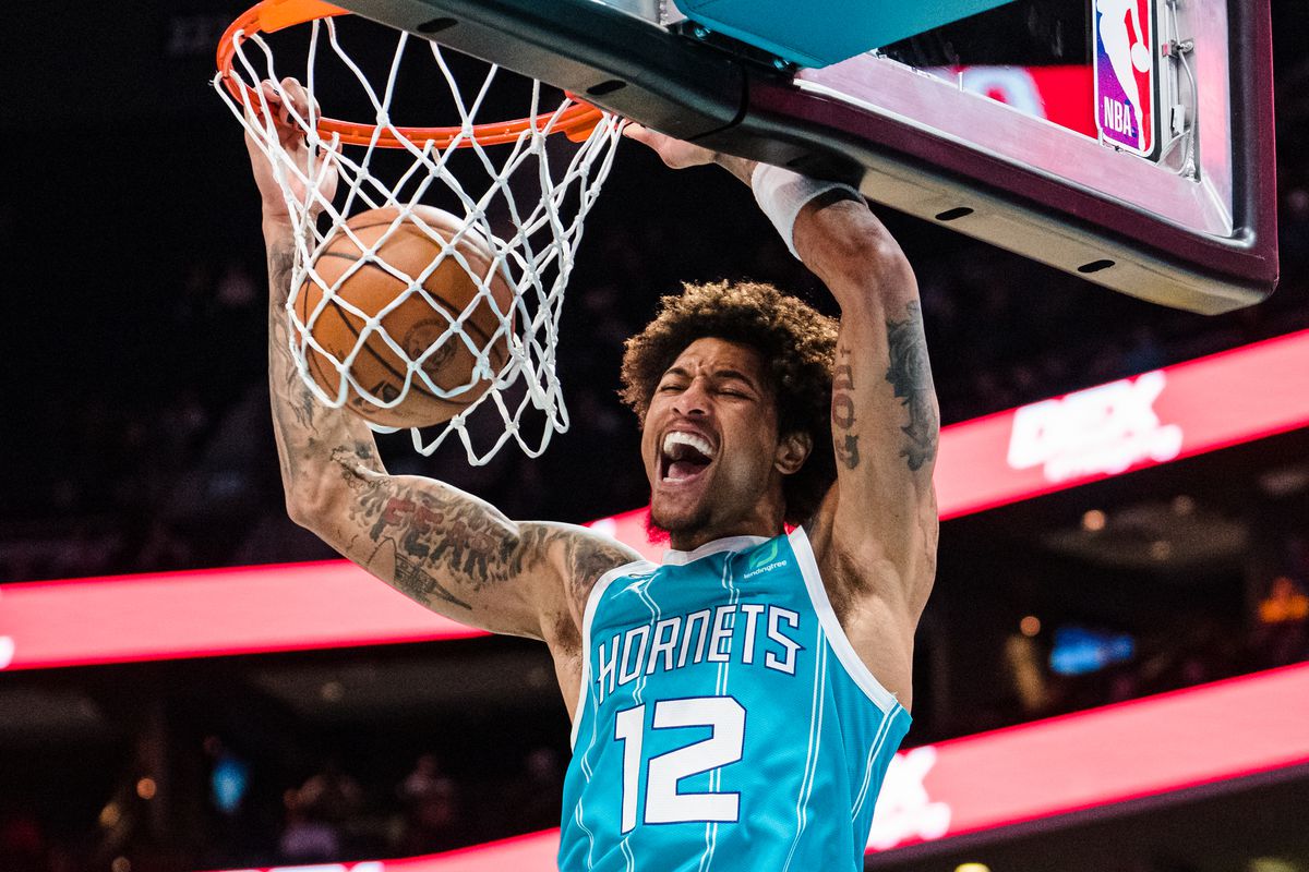 76ers sign Kelly Oubre Jr. on a 1-year deal