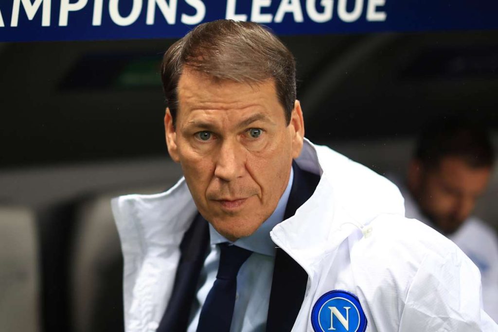 Napoli coach has four games to save his job