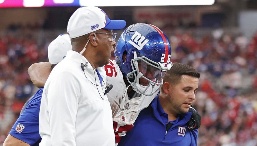 Giants’ Barkley admits he suffered high ankle sprain