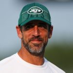 Aaron Rodgers returns to Jets to watch their game vs. Chiefs