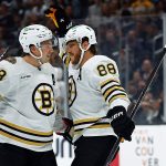 Bruins continue unbeaten streak with 4-2 win over Kings