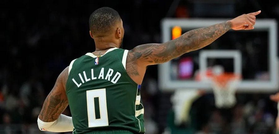 Lillard, Giannis still 'learning' as Hawks crush them 2