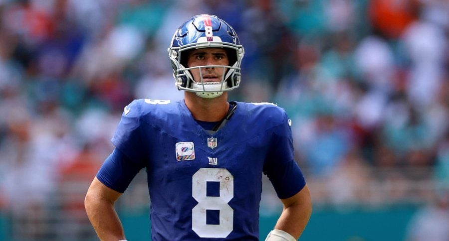 Giants quarterback Jones can play on Sunday