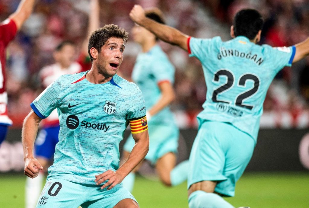Barcelona barely saves a point against Granada