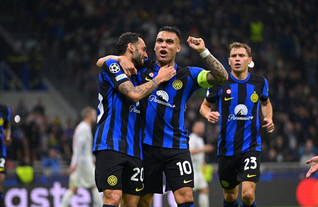 Inter beats Salzburg 2-1 to stay first in group D