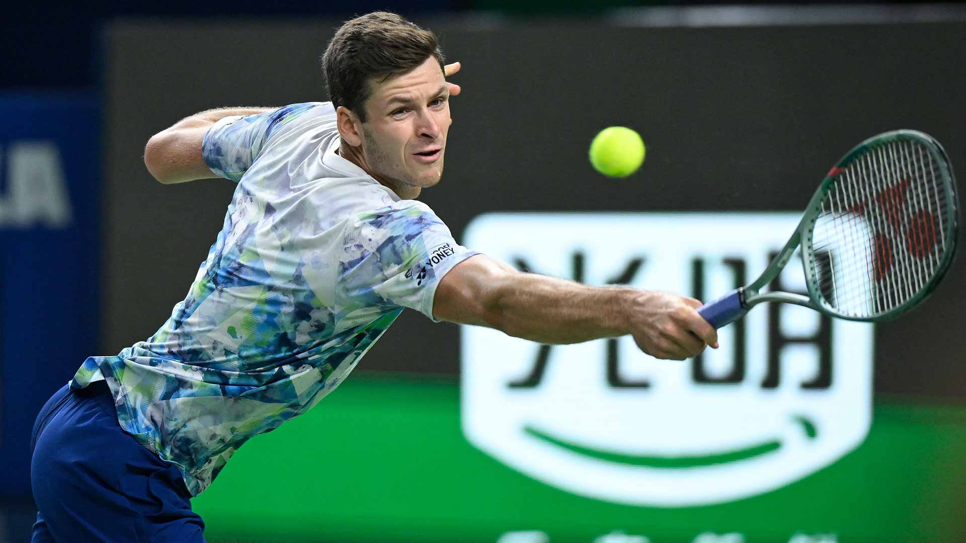 Hurkacz reaches Shanghai final with an easy win over Korda