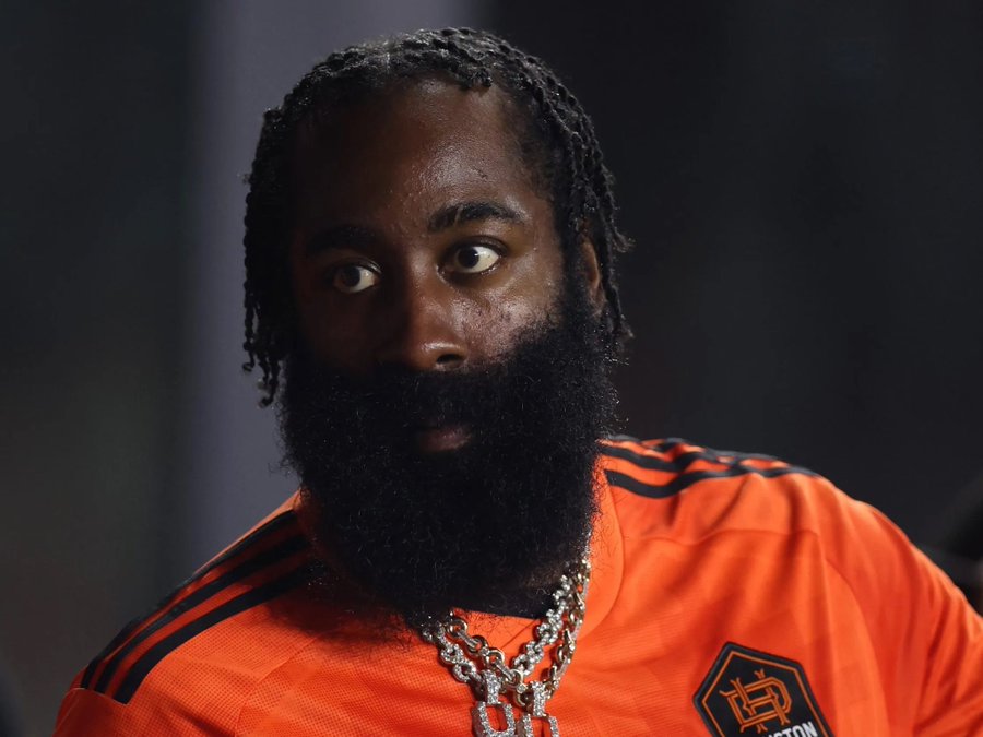 Harden still demands a trade, miss 76ers media day 1