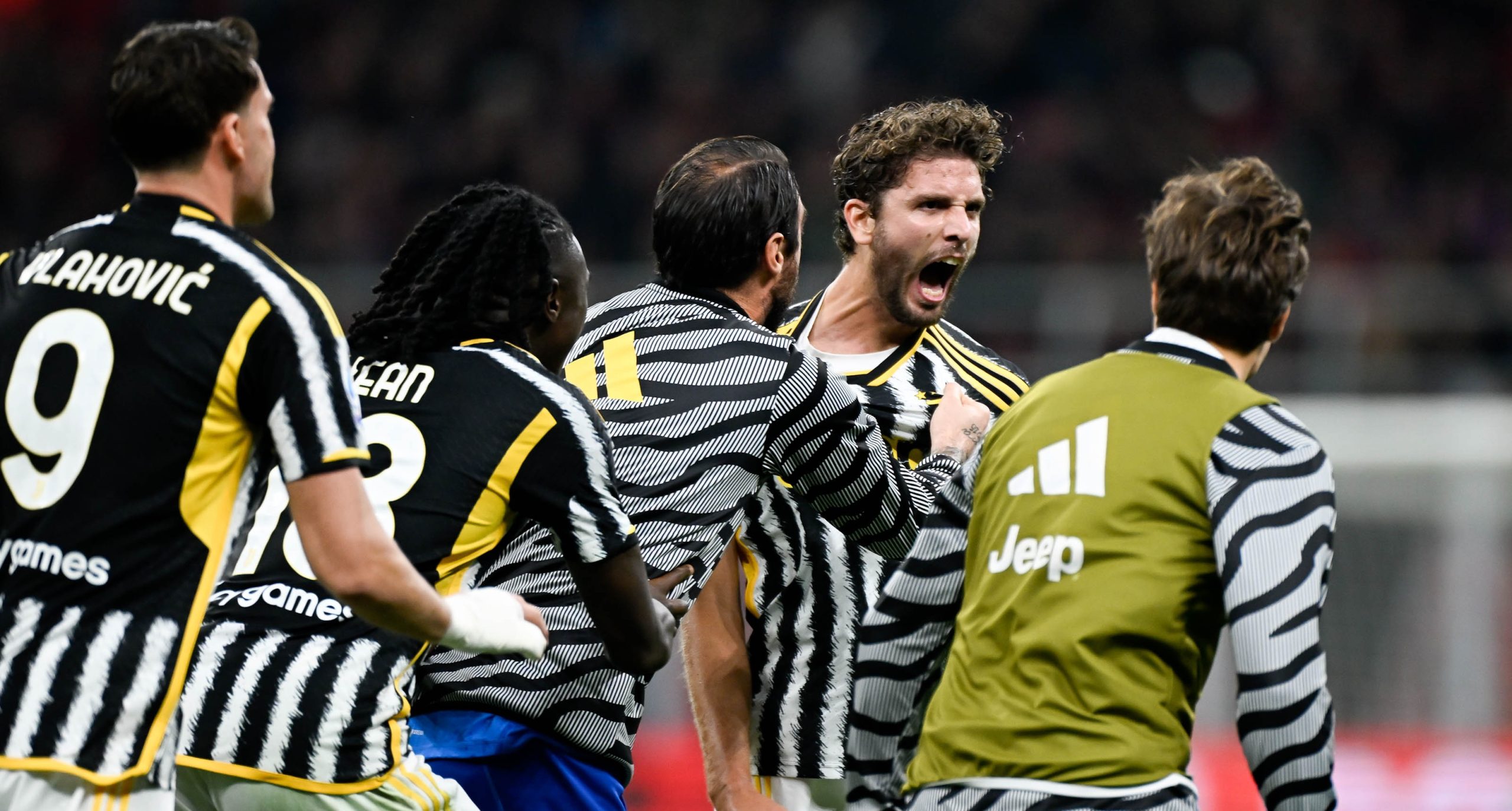 Locatelli comes back to haunt 10-men Milan as he gives Juve vital win