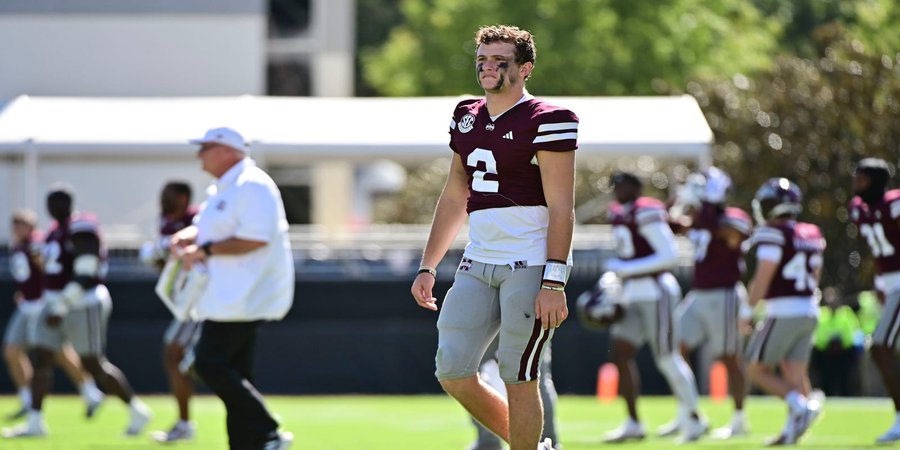 Miss State quarterback Wright will replace Rogers 14