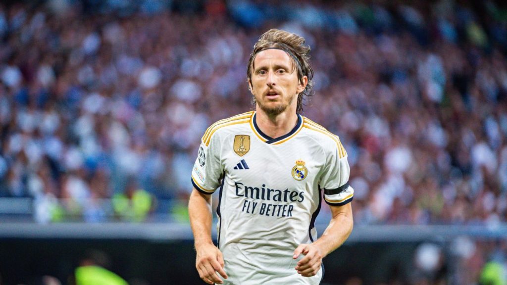 Modric ‘unhappy’ at Real Madrid, looking for more playing time
