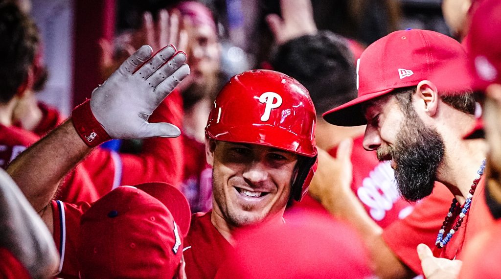 Phillies rout D-backs 6-1 to edge closer to qualification in NLCS