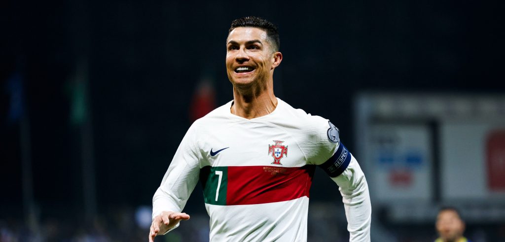 Merciless Portugal destroy Bosnia 5-0 in 1st half with Ronaldo brace 6