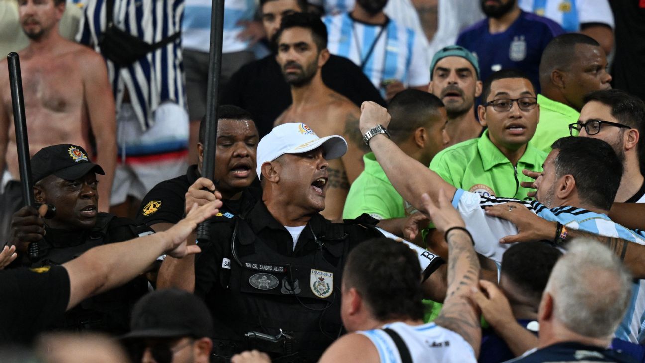 FIFA starts investigation on Maracana incidents