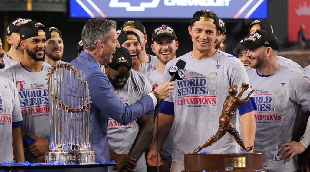 Corey Seager gets his second World Series MVP 8