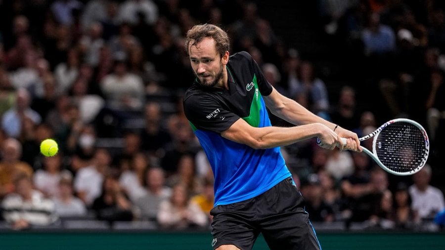 Medvedev tops Rublev in straight sets in ATP Finals opener 16