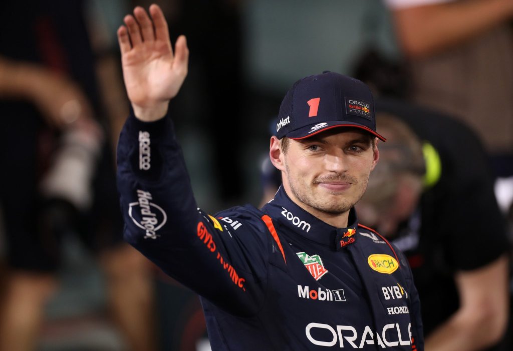 Verstappen gets Abu Dhabi pole ahead of Leclerc 12