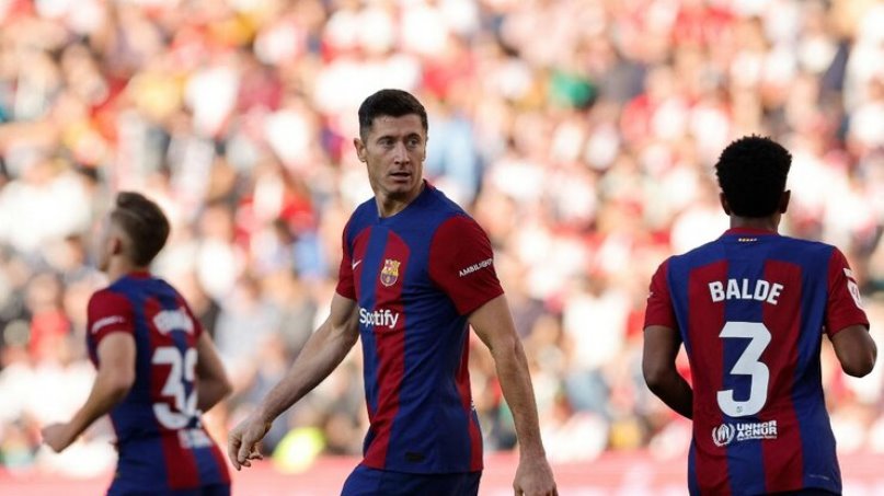 Barcelona escapes a blunder with 1-1 against Rayo Vallecano 8