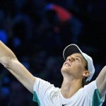 Sinner beats Rune and qualifies Djokovic to the ATP Finals semis